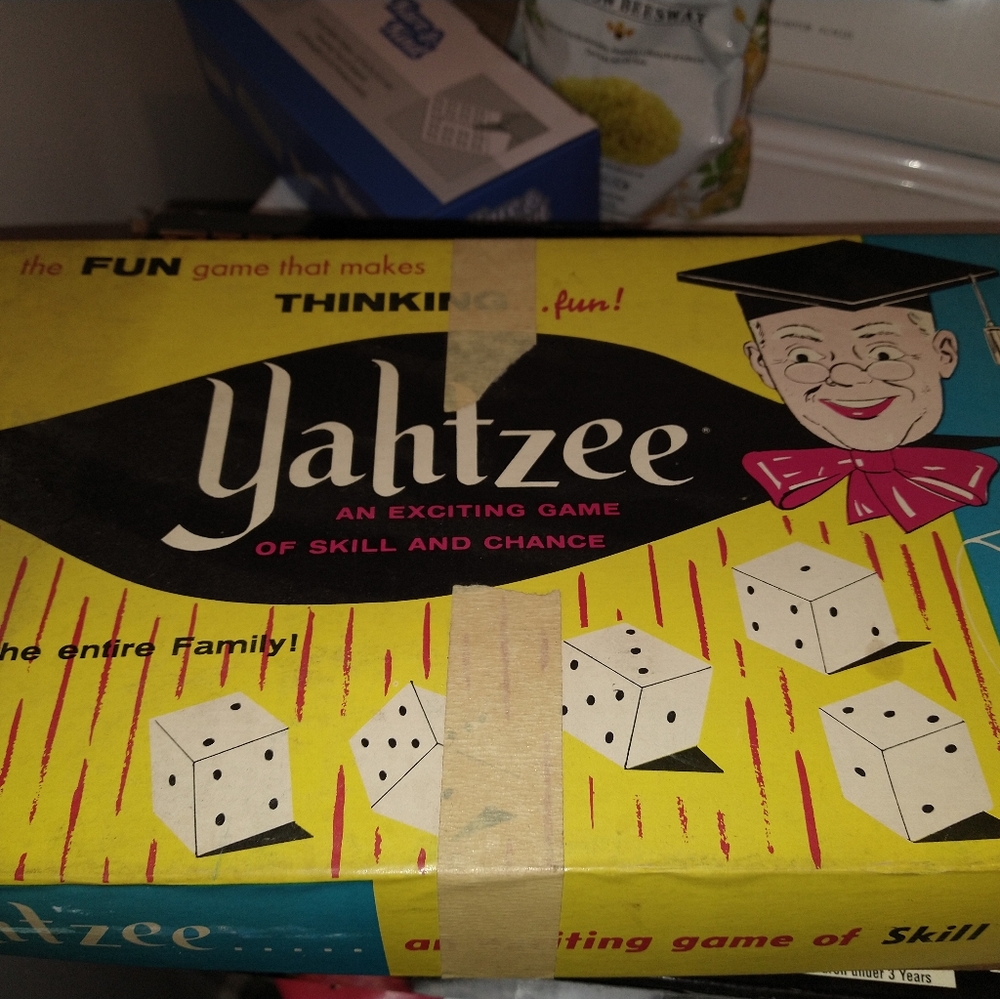 Vintage Yahtzee game